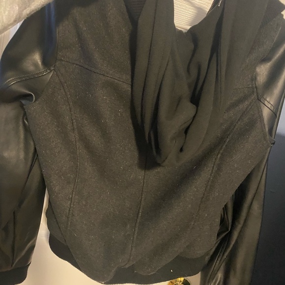 Obey Propaganda dual layer jacket with hood. Size large. - Picture 2 of 3